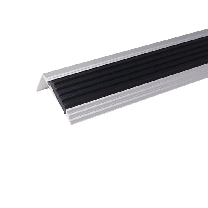 P6 Profil antiderapant p/u trepte 0.9m, Champagne Matt (10/30)